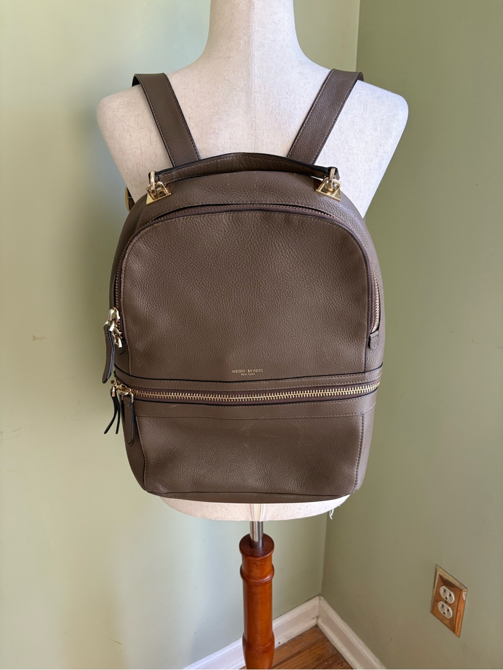 Henri Bendel West 57th Leather Travel Backpack. Taupe/Grey. Gold hardware Decent